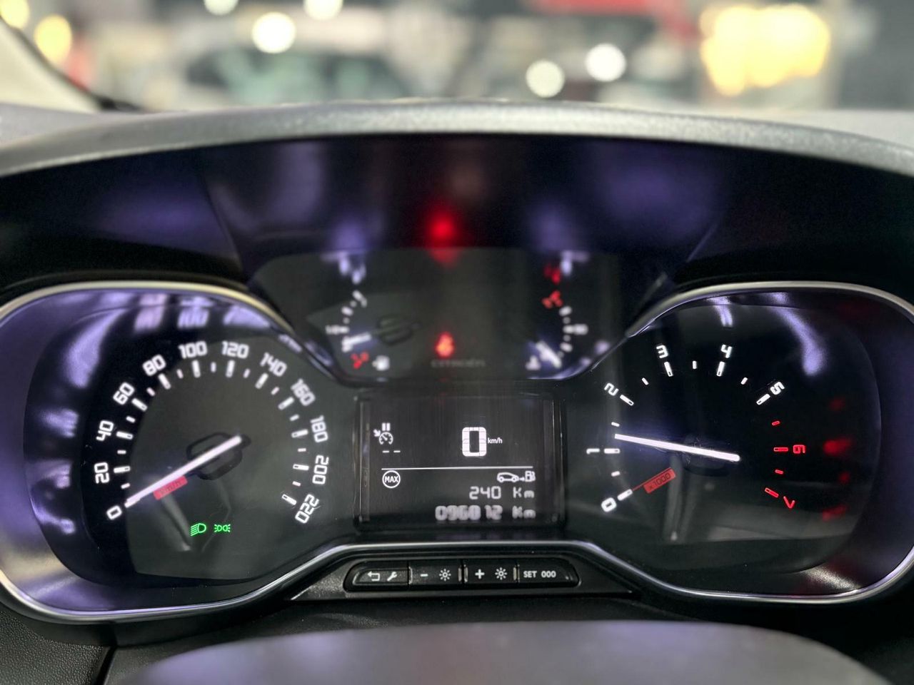 Citroën C3 Aircross Aircross PureTech SS Shine NEGRO PERLA NERA	TEJIDO CURITIBA TRITONO MELTEM - Foto 2