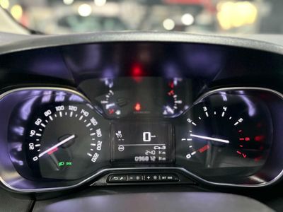Citroën C3 Aircross Aircross PureTech SS Shine NEGRO PERLA NERA	TEJIDO CURITIBA TRITONO MELTEM