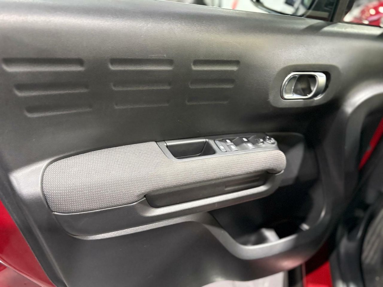 Citroën C3 Aircross Aircross PureTech SS Shine ROJO PEPPER	TEJIDO CURITIBA TRITONO MELTEM - Foto 2