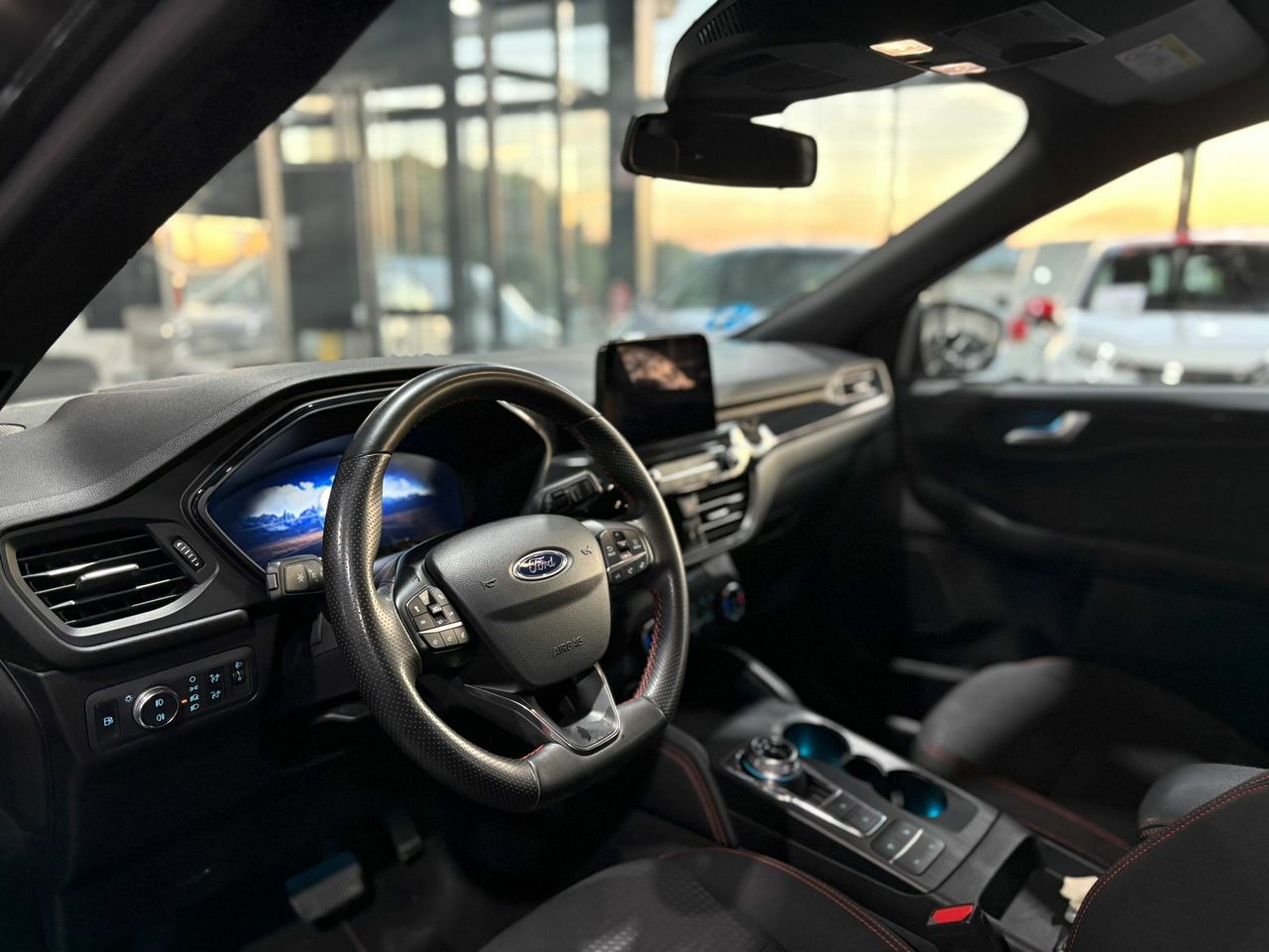 Ford Kuga ST-LINE 2.5 DURATEC PHEV 165KW AUTO ST-LINE 1.5T ECOBOOST 110KW (150CV) ALFOMBRILLAS DE MALETERO REVERSIBLE^PAQUETE TECH^RUEDA DE REPUESTO MINI^CABLE DE CARGA PÚBLICA CON BOLSA^ - Foto 2