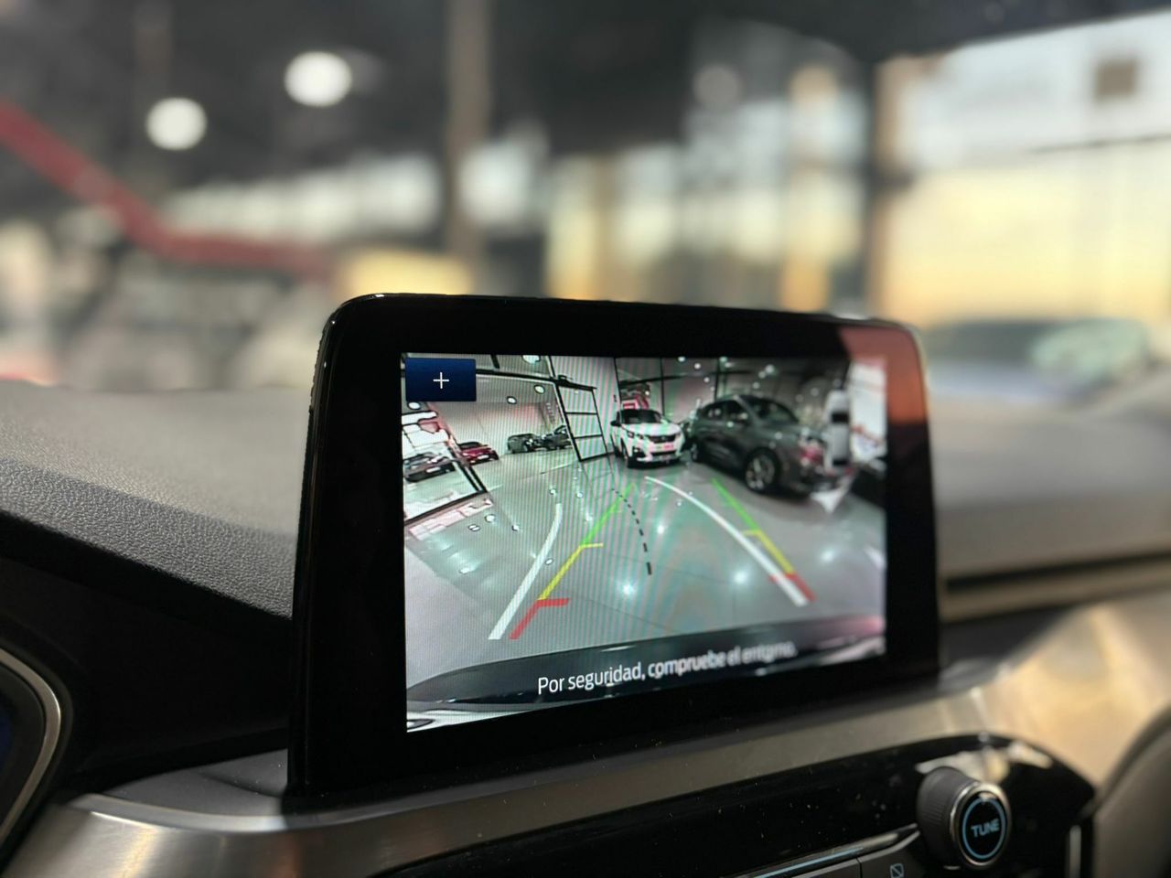 Ford Kuga ST-LINE 2.5 DURATEC PHEV 165KW AUTO ST-LINE 1.5T ECOBOOST 110KW (150CV) ALFOMBRILLAS DE MALETERO REVERSIBLE^PAQUETE TECH^RUEDA DE REPUESTO MINI^CABLE DE CARGA PÚBLICA CON BOLSA^ - Foto 2