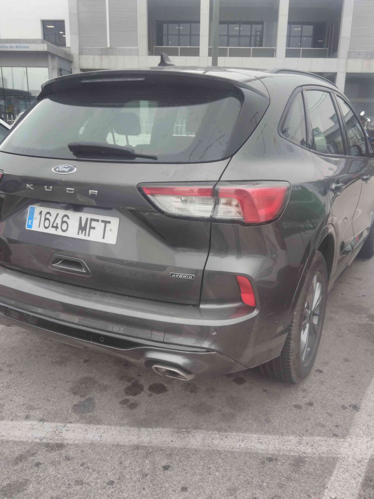 Ford Kuga ST-LINE 2.5 DURATEC PHEV 165KW AUTO ST-LINE 1.5T ECOBOOST 110KW (150CV) ALFOMBRILLAS DE MALETERO REVERSIBLE^PAQUETE TECH^RUEDA DE REPUESTO MINI^CABLE DE CARGA PÚBLICA CON BOLSA^ - Foto 2