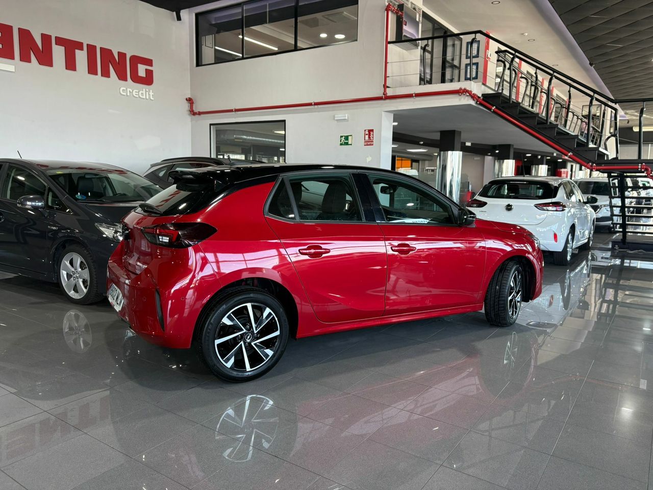 Opel Corsa GS	1.2T XHL 74KW (100CV) GS TELA MARVEL BLACK - Foto 2