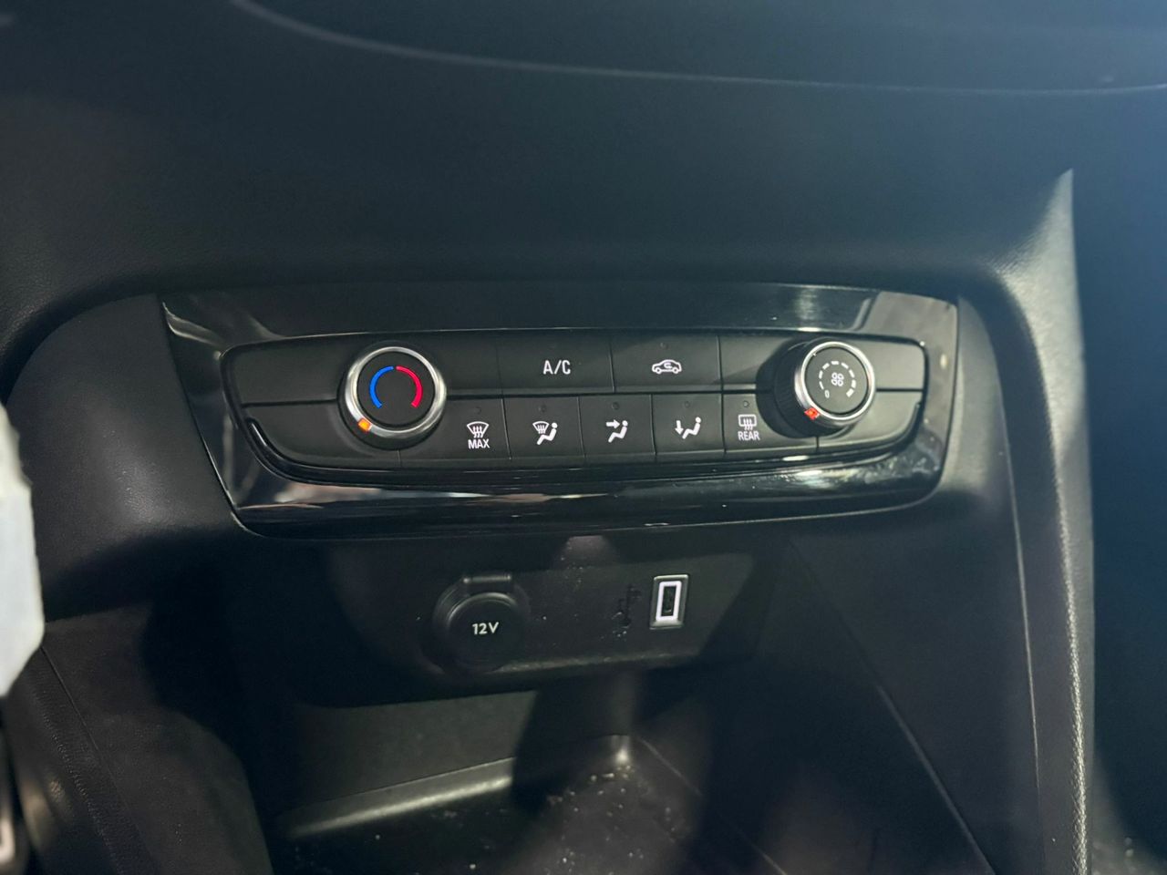 Opel Corsa GS	1.2T XHL 74KW (100CV) GS TELA MARVEL BLACK - Foto 2