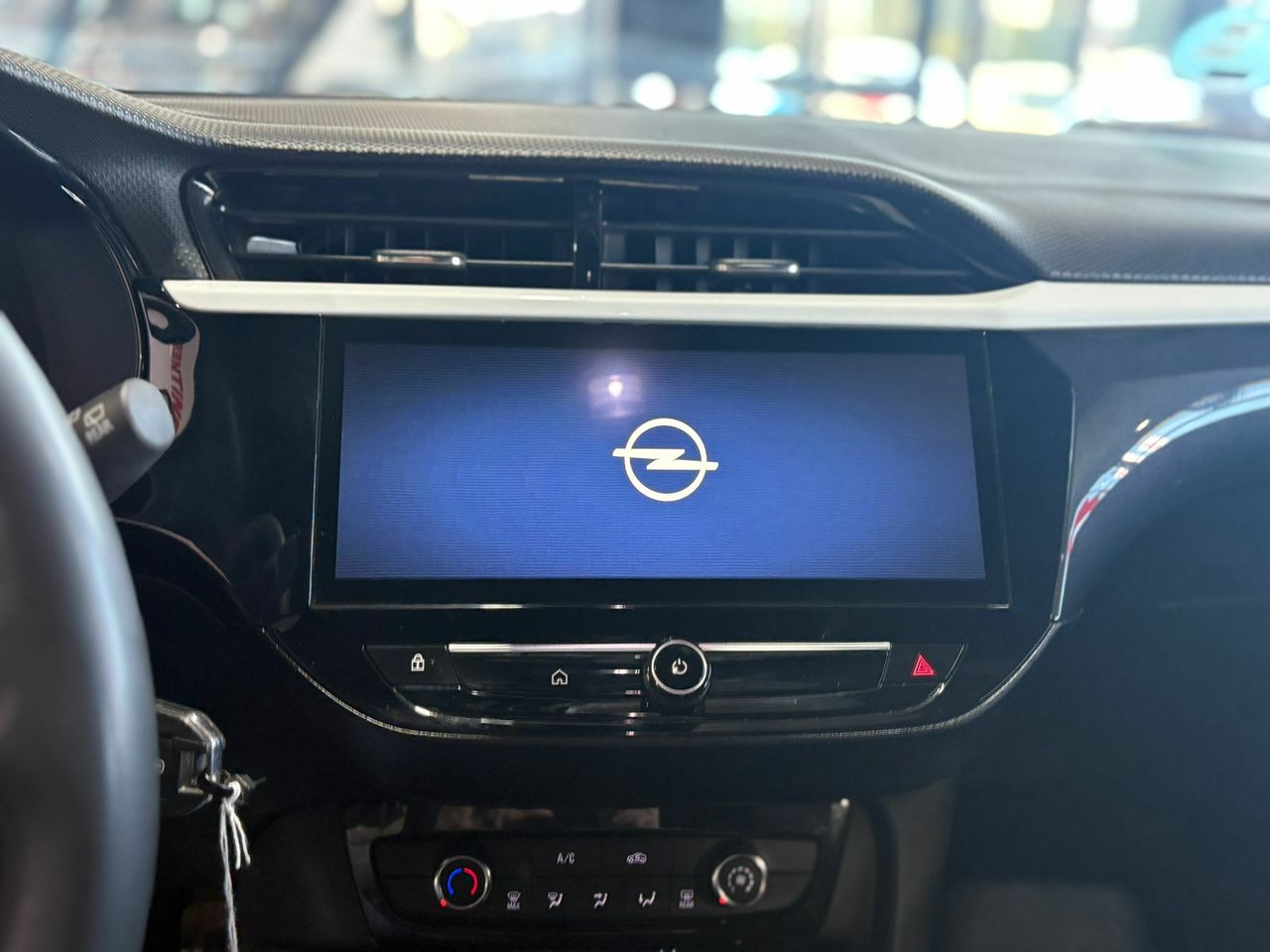 Opel Corsa GS	1.2T XHL 74KW (100CV) GS TELA MARVEL BLACK - Foto 2