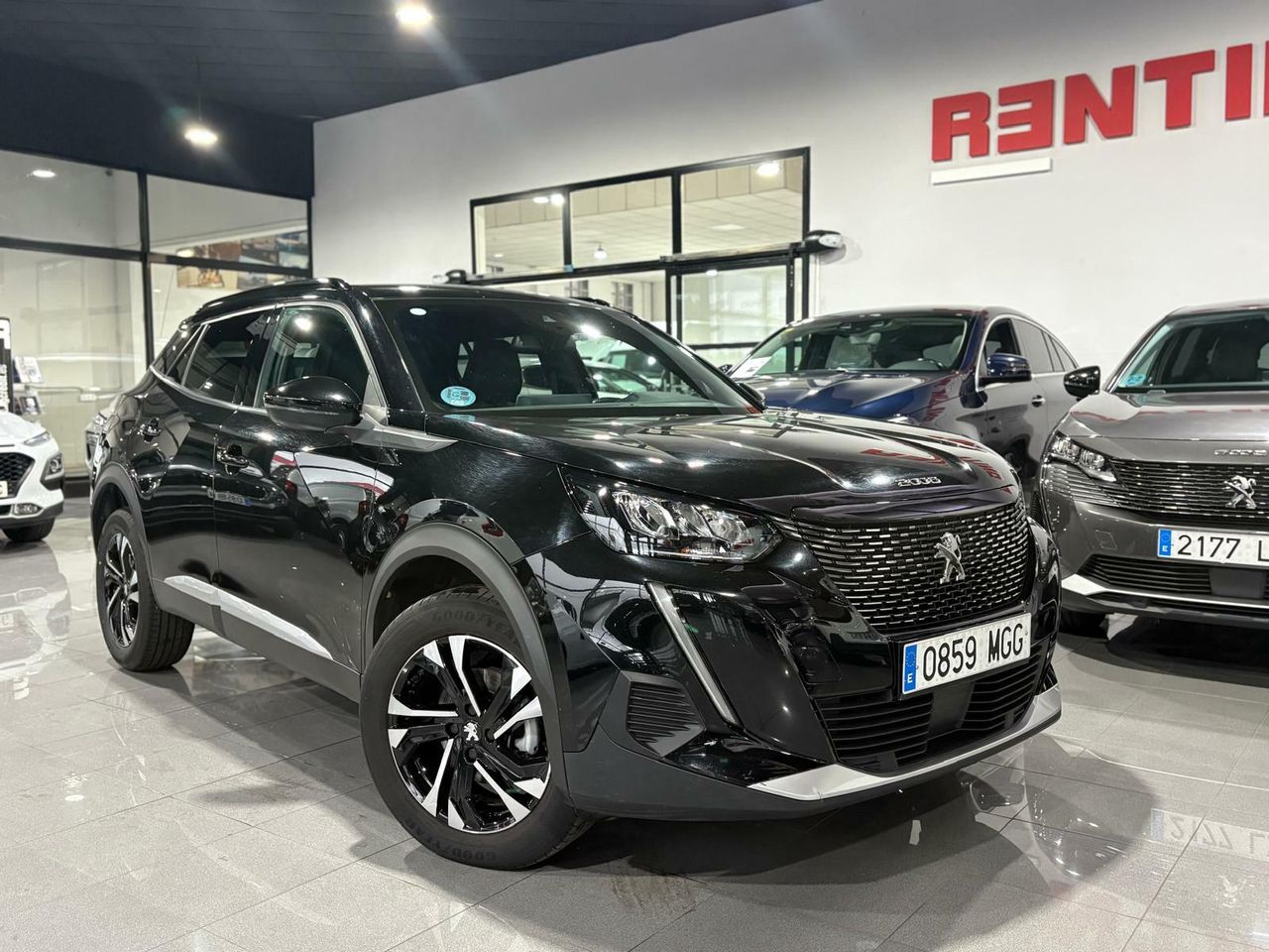 Peugeot 2008 ALLURE PACK PURETECH 130 S&S 6 VEL. MAN TAPICERÍA COZY NEGRO CON PESPUNTES EN AZUL - Foto 2