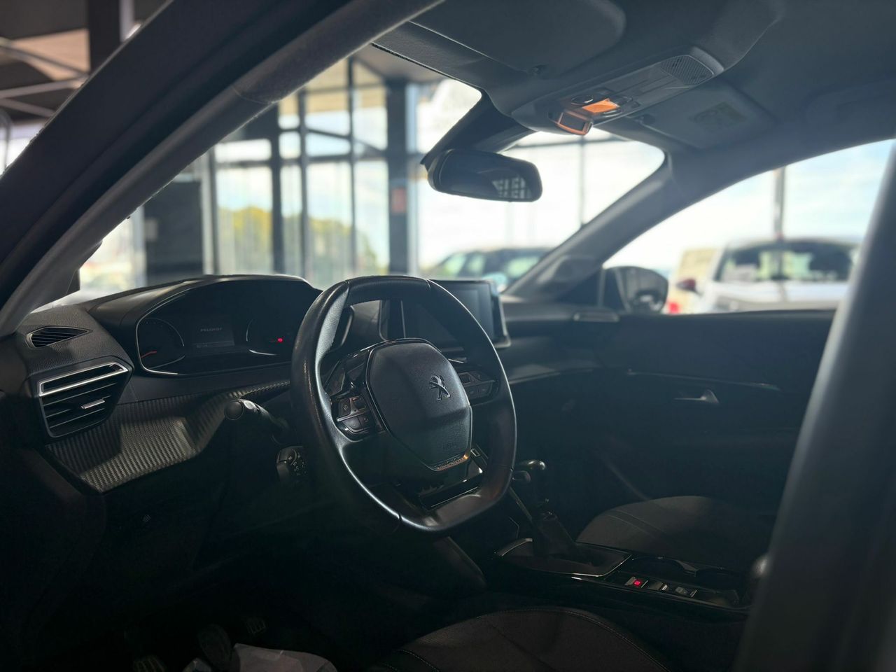 Peugeot 208 ALLURE	73KW (100CV) TAPICERÍA COZY GRIS MÓDENA CON PESPUNTES MENTOLADOS - Foto 2