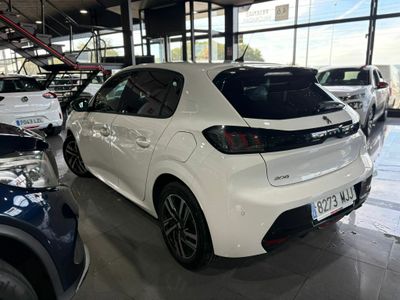 Peugeot 208 ALLURE	73KW (100CV) TAPICERÍA COZY GRIS MÓDENA CON PESPUNTES MENTOLADOS