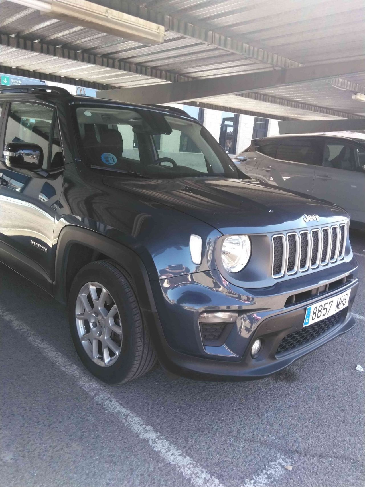 Jeep Renegade EHYBRID 1.5 96KW(130CV) LIMITED ATX GRAPHITE GREY (METALIZADO)	TELA NEGRO - Foto 2