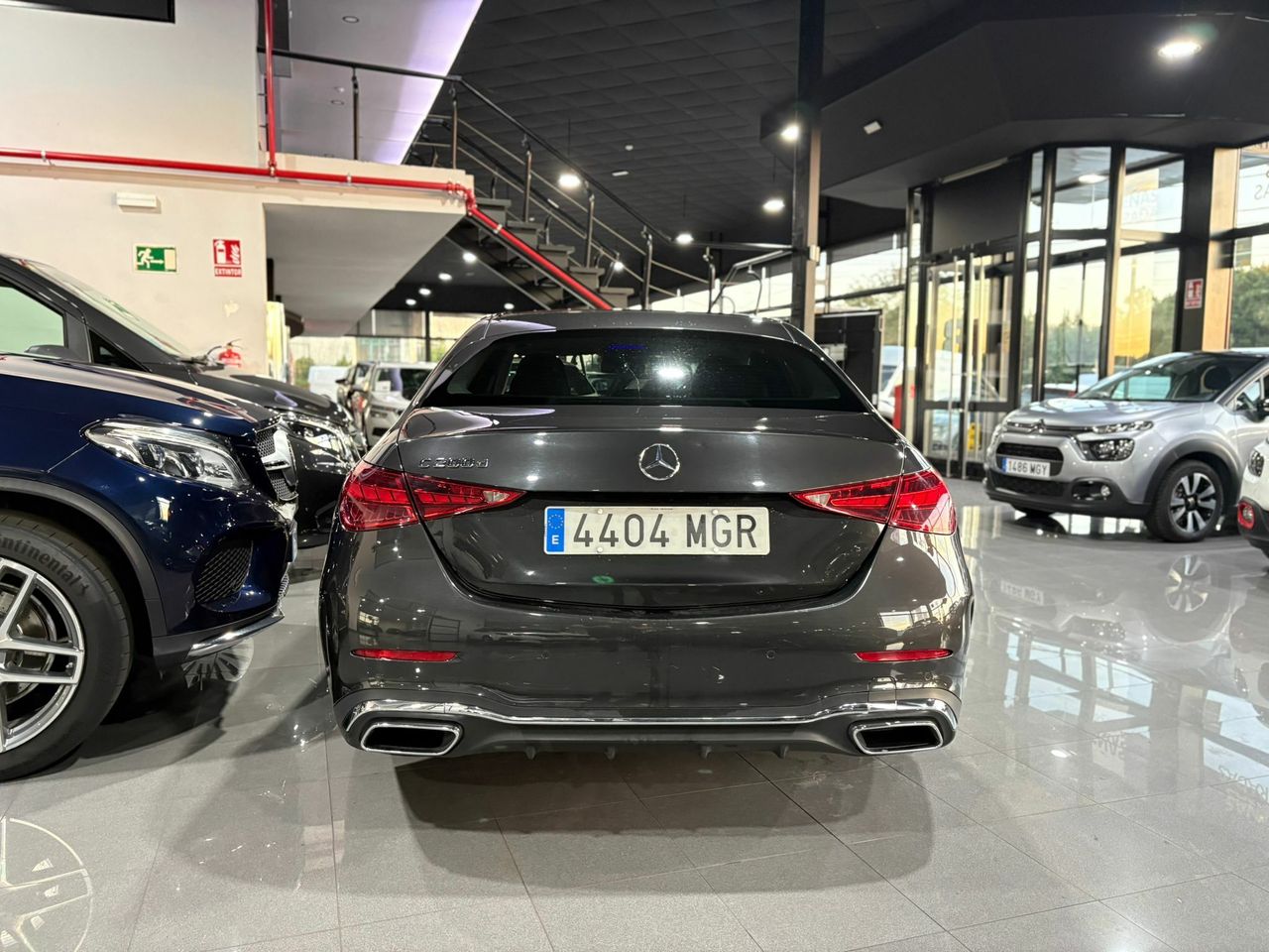 Mercedes Clase C C 200 D AMG Line Premium Plus GRIS GRAFITO (METALIZADO - Foto 2