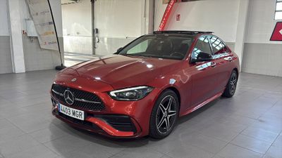 Mercedes Clase C C 200 D AMG Line Premium Plus ROJO PATAGONIA METALIZADO (DESIGNO