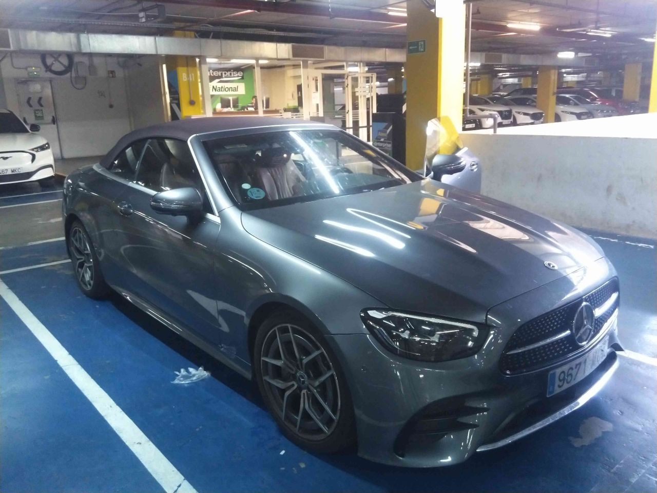 Mercedes Clase E CABRIO E 220 D PAQUETE ADVANTAGE^PAQUETE PREMIUM^PAQUETE PREMIUM PLUS^ - Foto 2