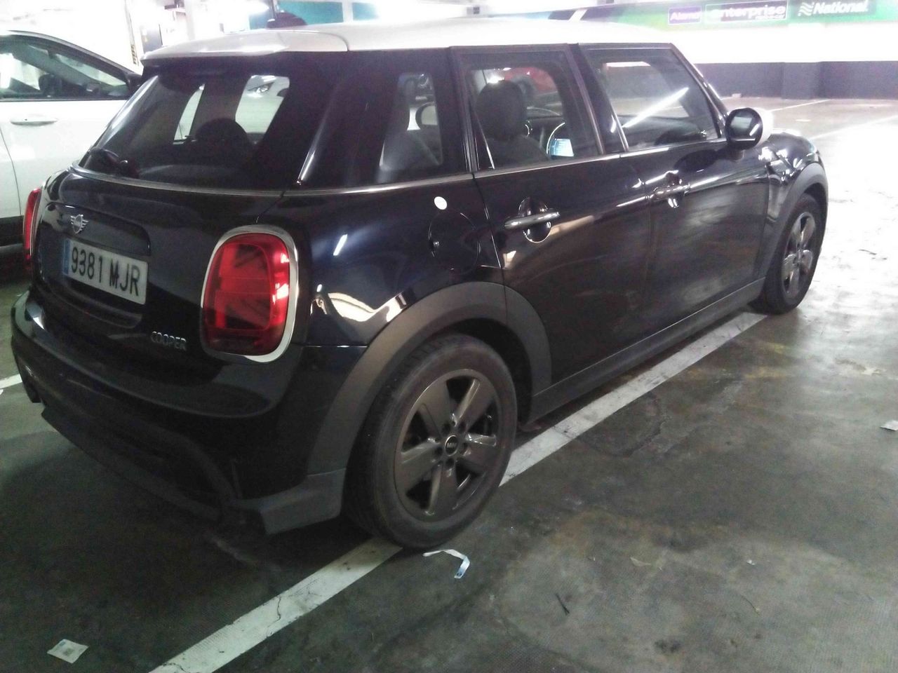 MINI Cooper COOPER 5 PUERTAS ENIGMATIC BLACK METALIZADA	TELA FIREWORK CARBON BLACK - Foto 2