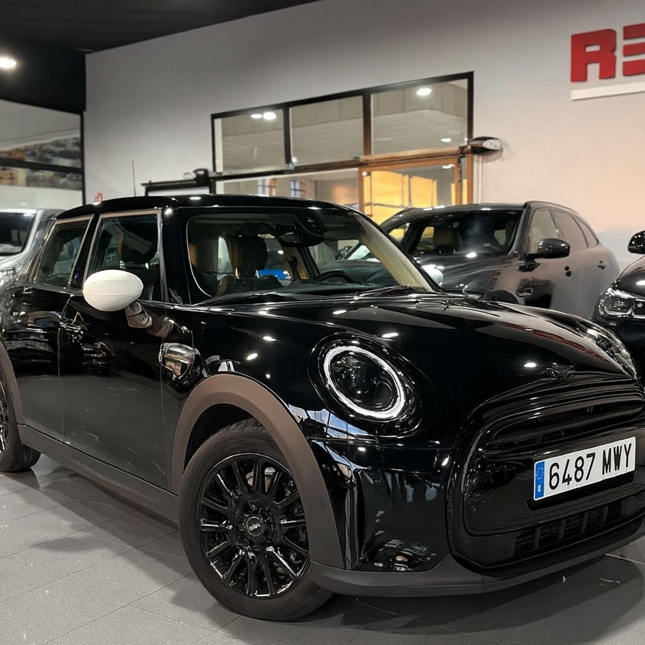 MINI Cooper COOPER 5 PUERTAS ENIGMATIC BLACK METALIZADA	TELA FIREWORK CARBON BLACK - Foto 2