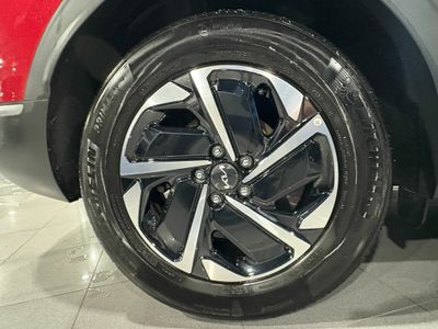 Kia Sportage DRIVE	1.6 T-GDI HEV 158KW (215CV) DRIVE 4X2 INFRA RED (METALIZADO