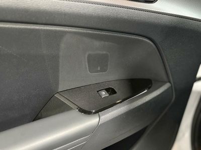 Kia Sportage DRIVE	1.6 T-GDI HEV 158KW (215CV) DRIVE 4X2 INFRA RED (METALIZADO