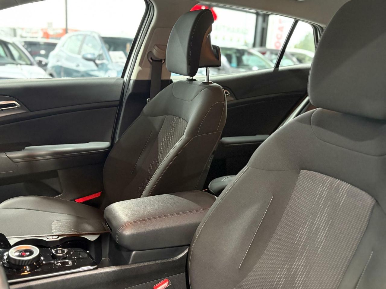 Kia Sportage DRIVE	1.6 T-GDI HEV 158KW (215CV) DRIVE 4X2 INFRA RED (METALIZADO - Foto 2