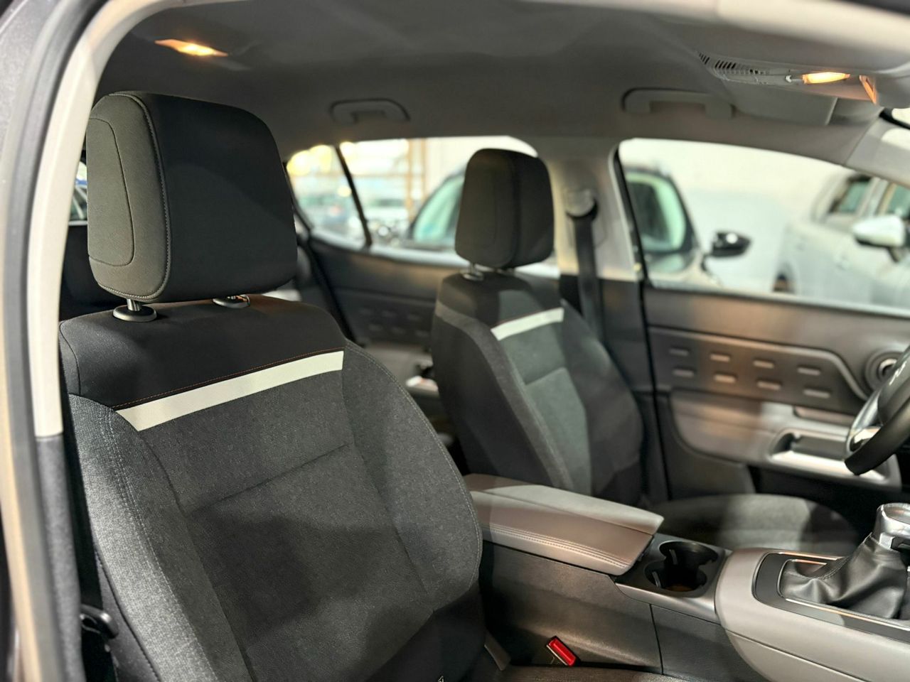 Citroën C5 Aircross LIVE 1.2 130CV MT6  EURO 6DG g/km - Foto 2