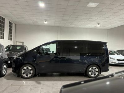 Hyundai Staria 2.2 CRDI Maxx 9S 9 PLAZAS