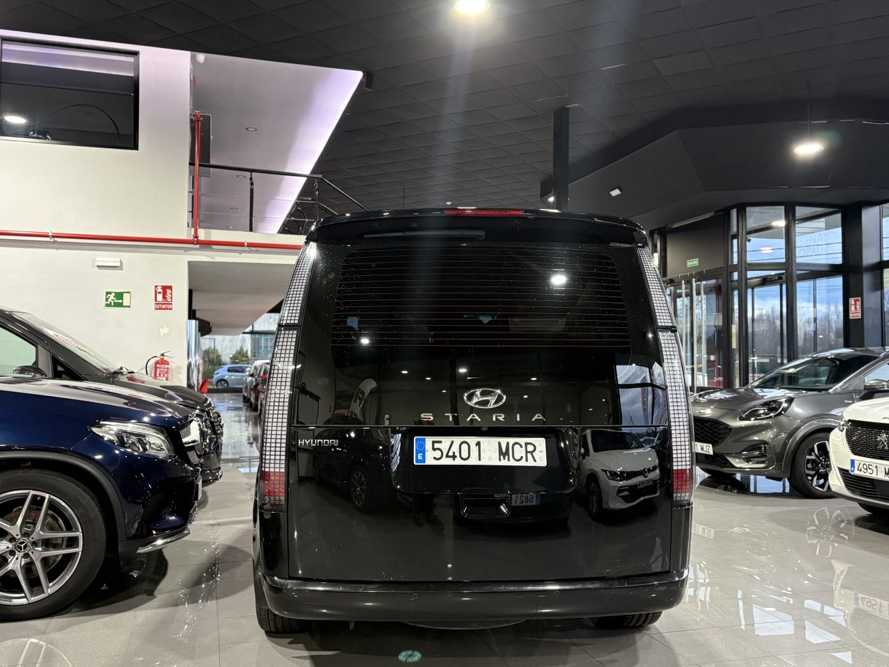 Hyundai Staria 2.2 CRDI Maxx 9S 9 PLAZAS - Foto 2