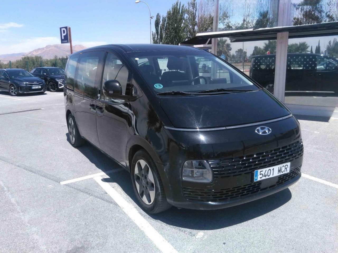 Hyundai Staria 2.2 CRDI Maxx 9S 9 PLAZAS - Foto 2