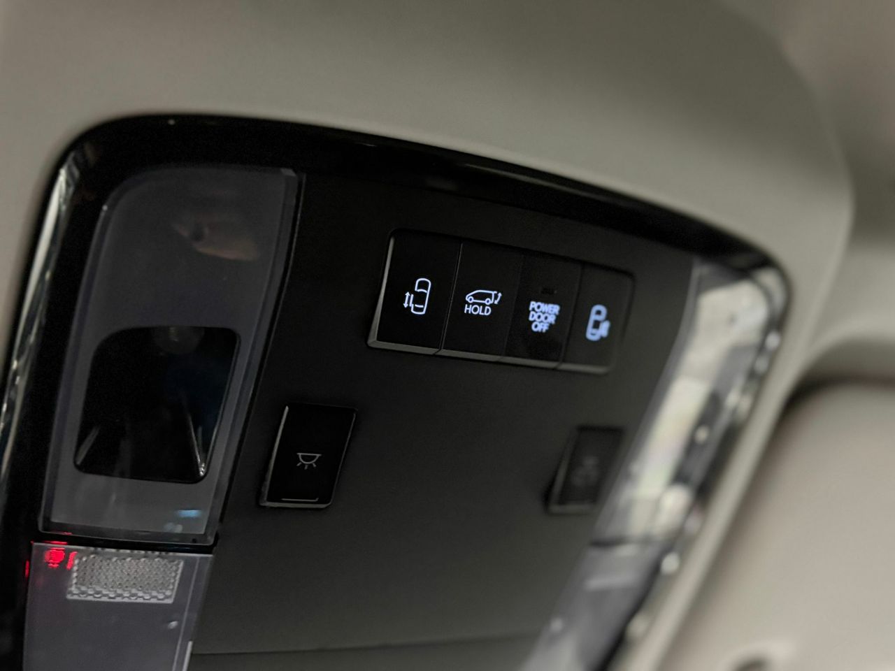 Hyundai Staria 2.2 CRDI Maxx 9S 9 PLAZAS - Foto 2