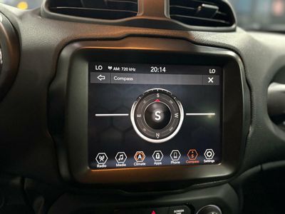 Jeep Renegade EHYBRID 1.5 96KW(130CV) LIMITED ATX GRAPHITE GREY (METALIZADO)	TELA NEGRO