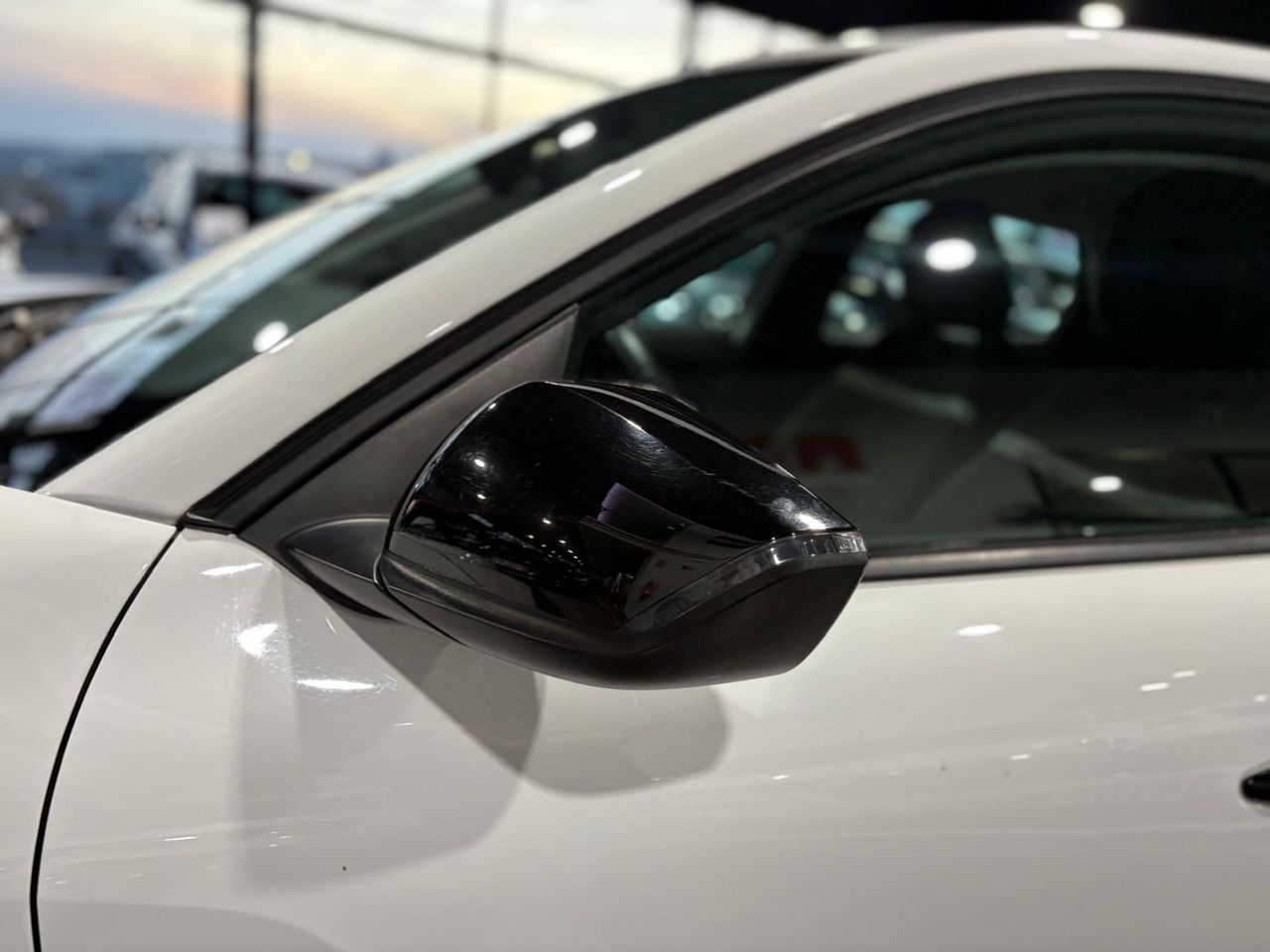 Citroën C4 PURETECH 130 S&S 6V YOU GRIS PLATINO (METALIZADO)	TELA MEANWHILE NEGRO - Foto 2