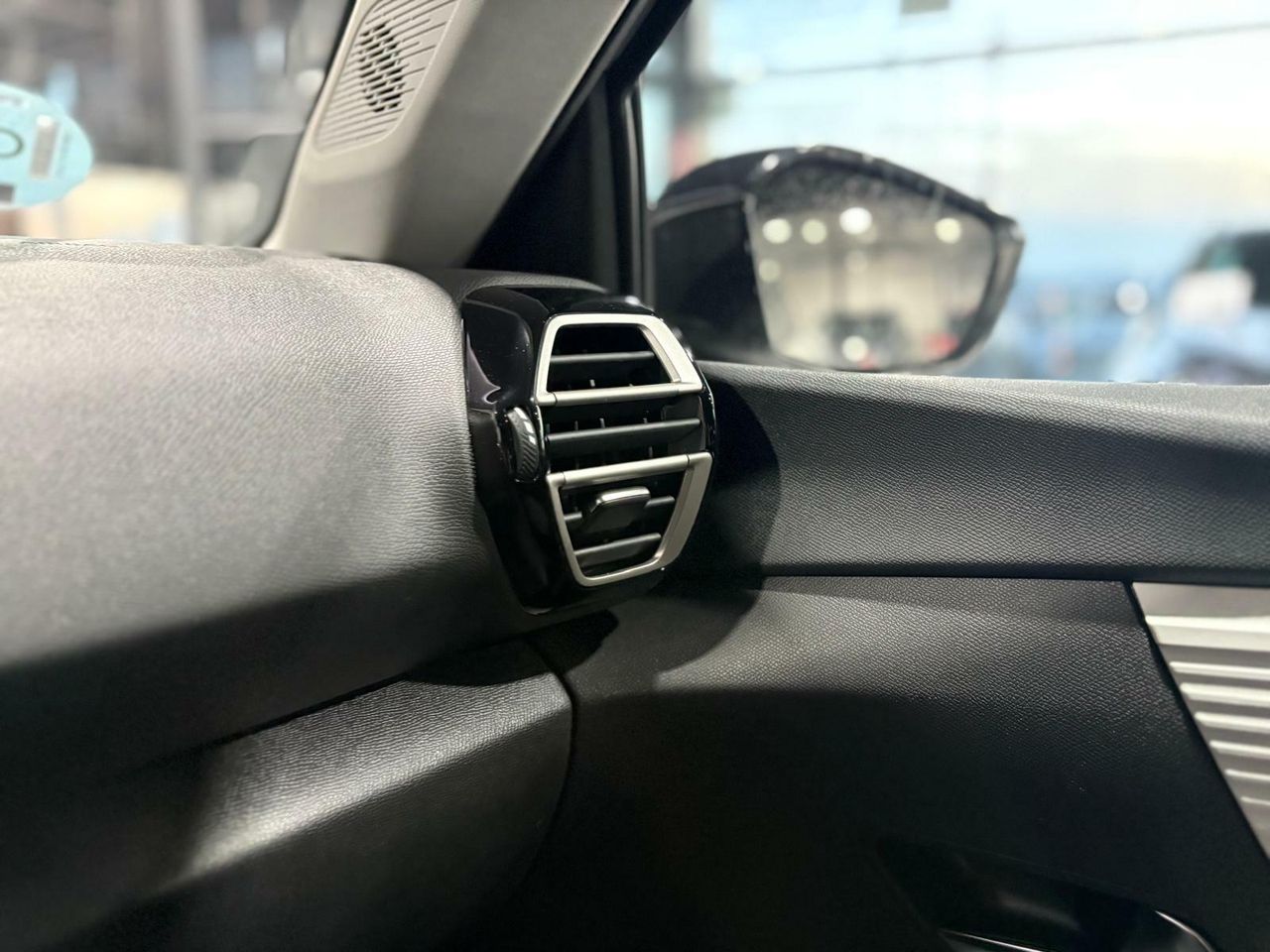 Citroën C4 PURETECH 130 S&S 6V YOU GRIS PLATINO (METALIZADO)	TELA MEANWHILE NEGRO - Foto 2