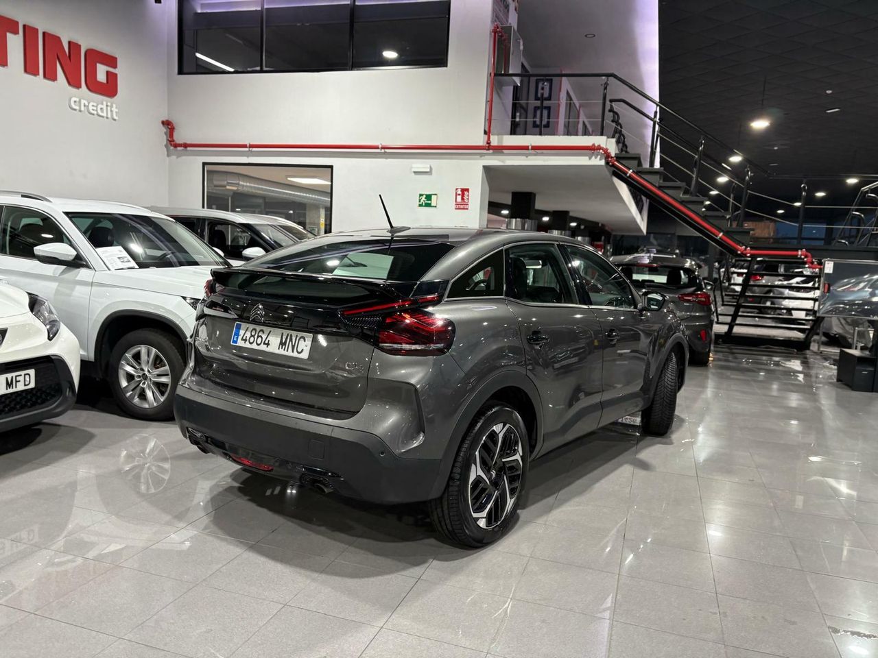 Citroën C4 PURETECH 130 S&S 6V YOU GRIS PLATINO (METALIZADO)	TELA MEANWHILE NEGRO - Foto 2
