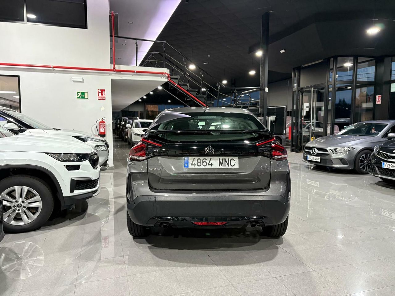 Citroën C4 PURETECH 130 S&S 6V YOU GRIS PLATINO (METALIZADO)	TELA MEANWHILE NEGRO - Foto 2
