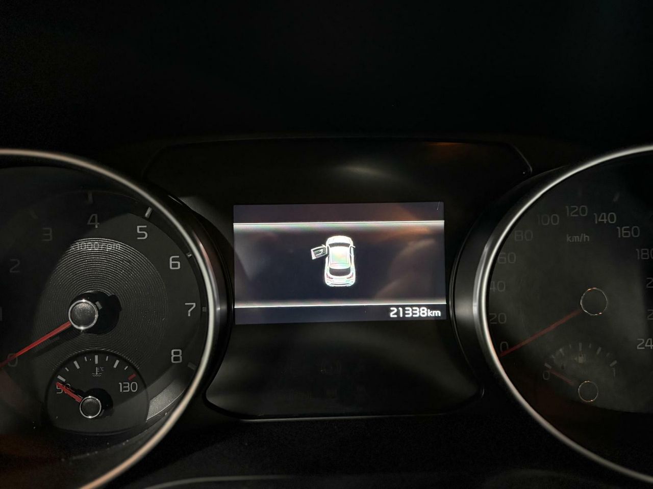 Kia XCeed 1.0 T-GDI BUSINESS 74KW 100CV BLACK PEARL (METALIZADO)	TELA NEGRA - Foto 2