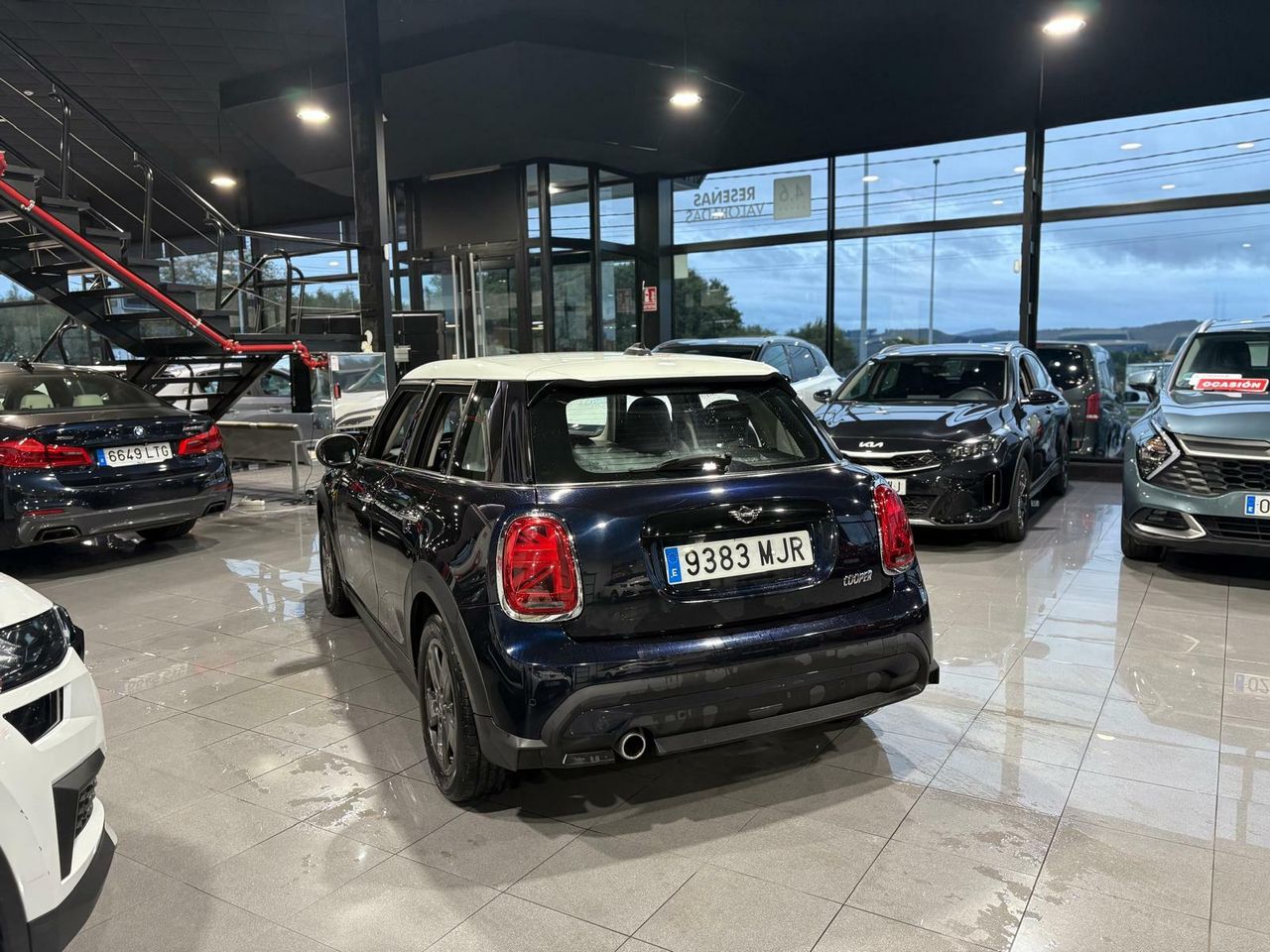 MINI Cooper COOPER 5 PUERTAS ENIGMATIC BLACK METALIZADA	TELA FIREWORK CARBON BLACK - Foto 2