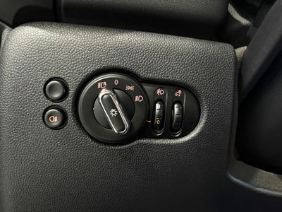 MINI Cooper COOPER 5 PUERTAS ENIGMATIC BLACK METALIZADA	TELA FIREWORK CARBON BLACK