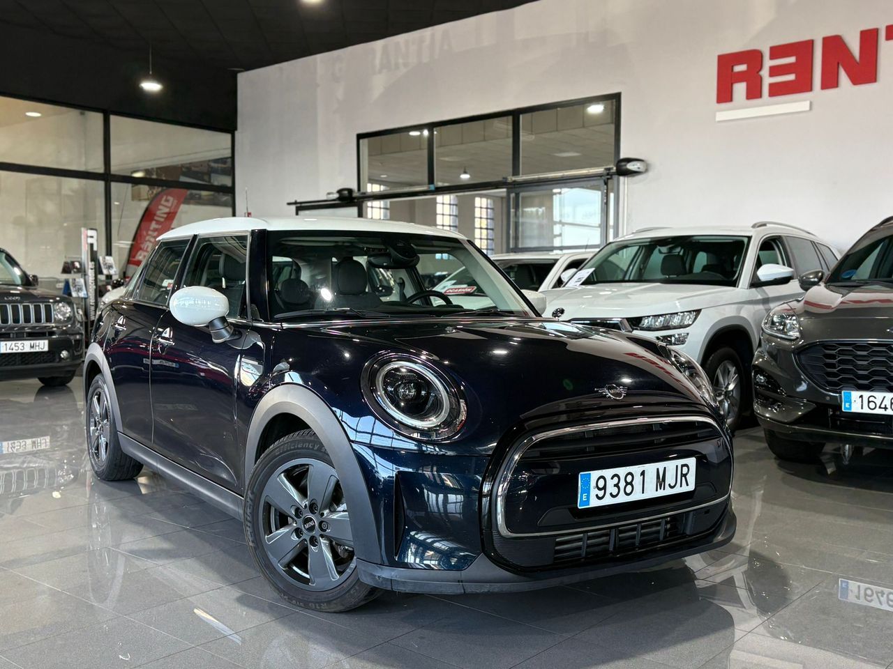 MINI Cooper COOPER 5 PUERTAS ENIGMATIC BLACK METALIZADA	TELA FIREWORK CARBON BLACK - Foto 2