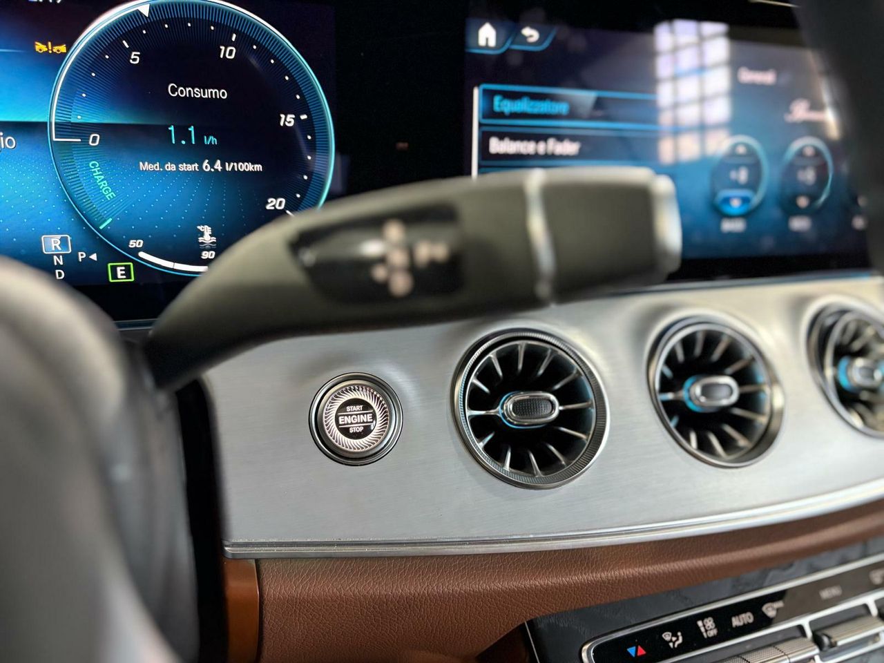 Mercedes Clase E CABRIO E 220 D PAQUETE ADVANTAGE^PAQUETE PREMIUM^PAQUETE PREMIUM PLUS^ - Foto 2