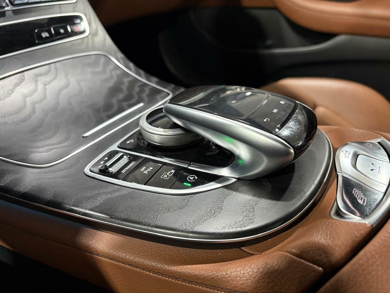 Mercedes Clase E CABRIO E 220 D PAQUETE ADVANTAGE^PAQUETE PREMIUM^PAQUETE PREMIUM PLUS^ - Foto 2
