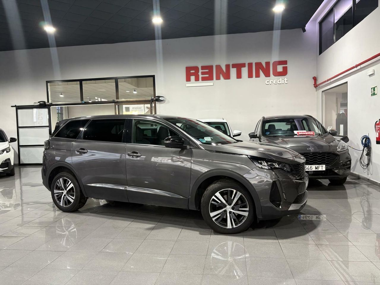 Peugeot 5008 1.5 BLUEHDI 96KW (130CV) S&S ALLURE GRIS PLATINIUM (METALIZADO)	TEP & TISSU 'COLYN' MISTRAL - Foto 2