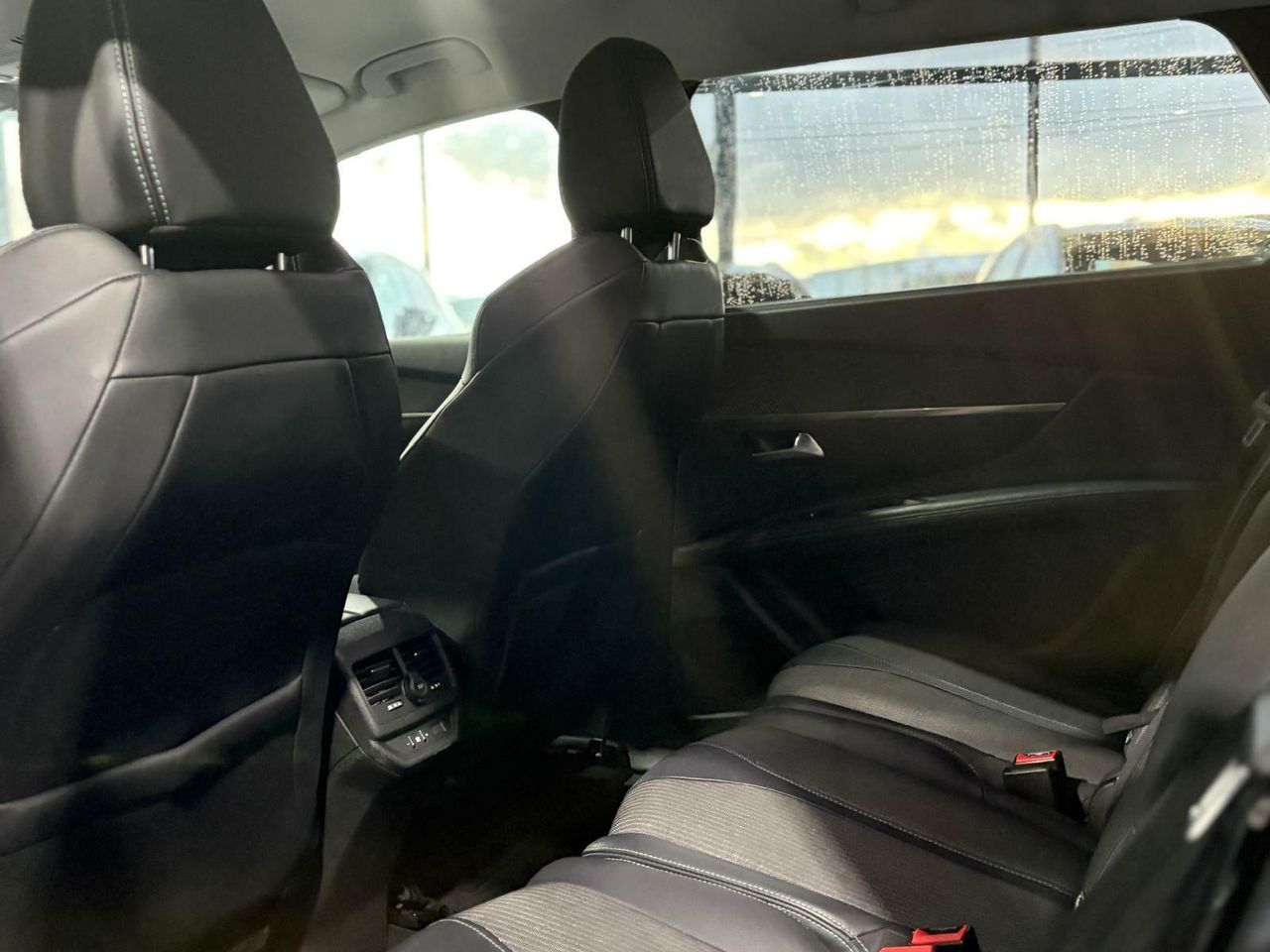 Peugeot 5008 1.5 BLUEHDI 96KW (130CV) S&S ALLURE GRIS PLATINIUM (METALIZADO)	TEP & TISSU 'COLYN' MISTRAL - Foto 2