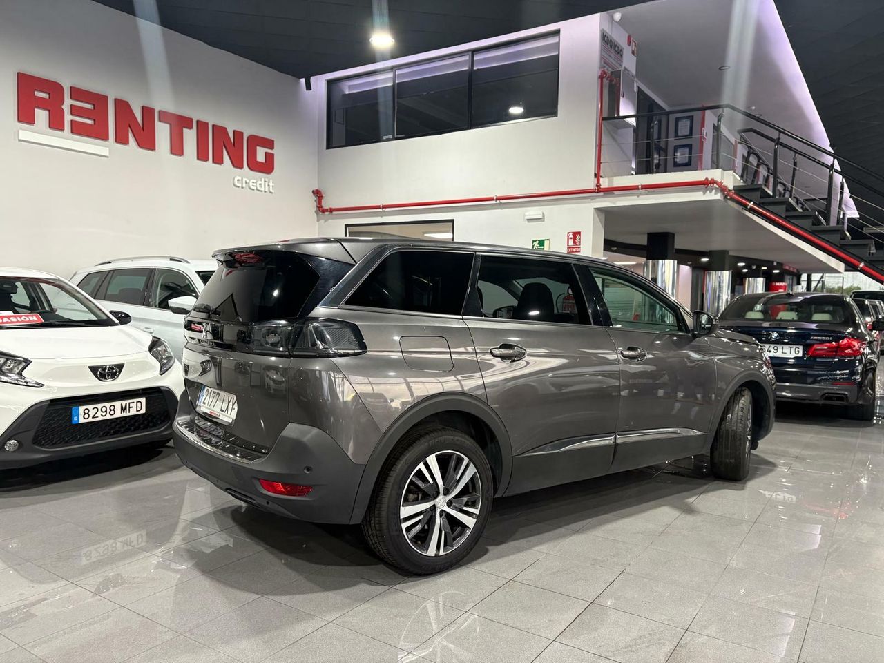 Peugeot 5008 1.5 BLUEHDI 96KW (130CV) S&S ALLURE GRIS PLATINIUM (METALIZADO)	TEP & TISSU 'COLYN' MISTRAL - Foto 2