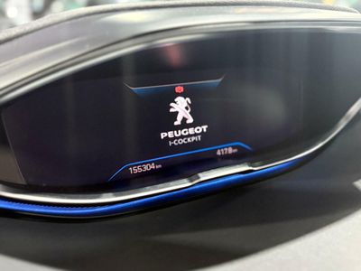 Peugeot 5008 ALLUR	1.2 PURETECH 96KW S&S ALLURE EAT8 