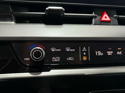 Kia Sportage Kia Sportage DRIVE 1.6 T-GDI HEV 158KW (215CV) DRIVE 4X2  PACK DESIGN