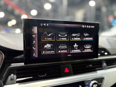 Audi A4 AVANT S LINE 35 TFSI 110KW S TRONIC BLANCO GLACIAR (METALIZADO