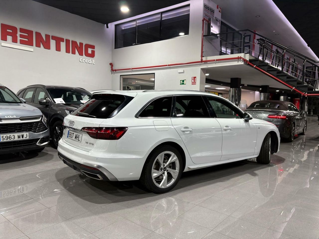 Audi A4 AVANT S LINE 35 TFSI 110KW S TRONIC BLANCO GLACIAR (METALIZADO - Foto 2