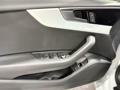 Audi A4 AVANT S LINE 35 TFSI 110KW S TRONIC BLANCO GLACIAR (METALIZADO