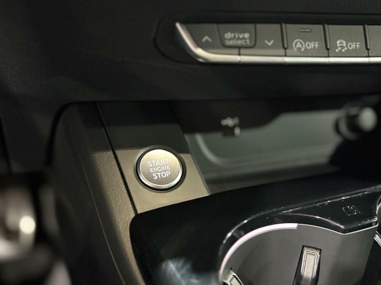 Audi A4 AVANT S LINE 35 TFSI 110KW S TRONIC BLANCO GLACIAR (METALIZADO - Foto 2