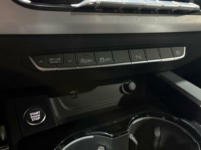 Audi A4 AVANT S LINE 35 TFSI 110KW S TRONIC BLANCO GLACIAR (METALIZADO