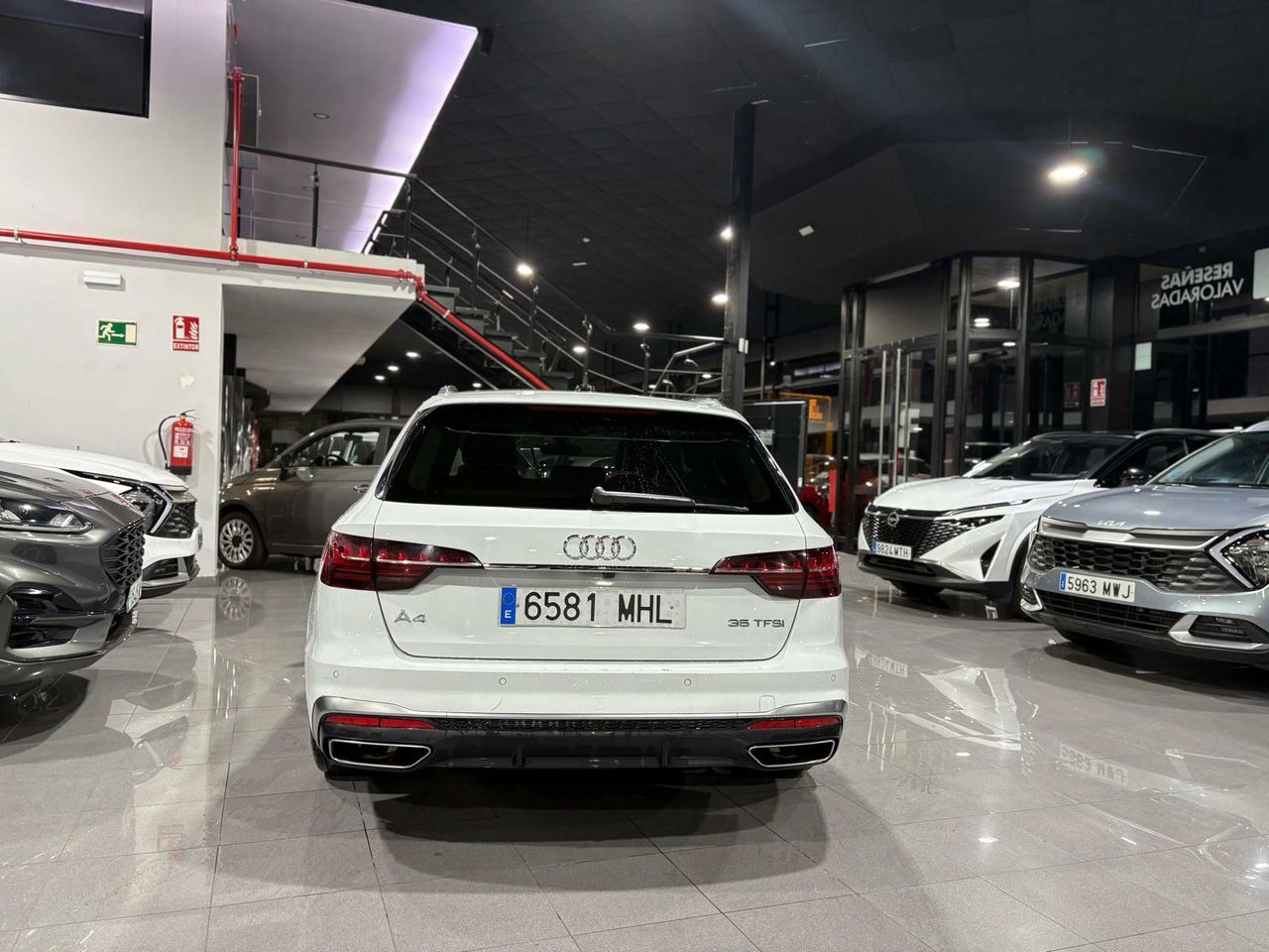 Audi A4 AVANT S LINE 35 TFSI 110KW S TRONIC BLANCO GLACIAR (METALIZADO - Foto 2