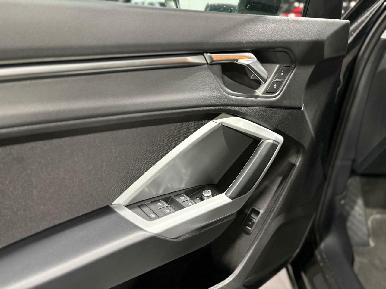 Audi Q3 ADVANCED 35 TDI 110KW (150CV) S TRONIC NEGRO MITOS (METALIZADO) - Foto 2