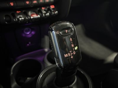 MINI Cooper COOPER 5 PUERTAS ENIGMATIC BLACK METALIZADA	TELA FIREWORK CARBON BLACK